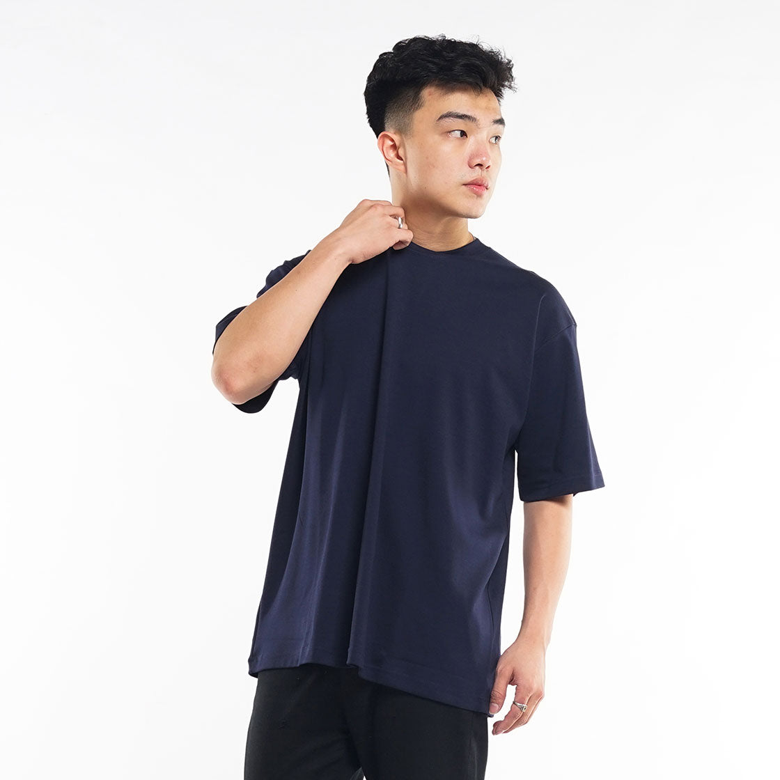 Izu Cotton Air Oversize Navy