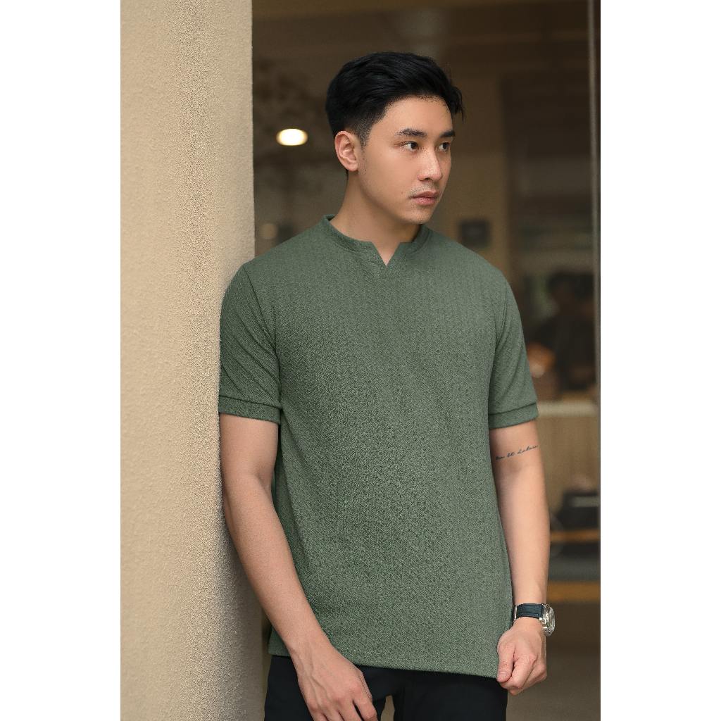 Otsu Kaos Knit Pria Premium V-neck in Jade Green - Kaos Knit Premium Motif Timbul 3D Hijau – BYBLANK